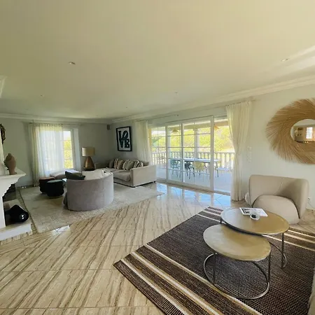 Luxueuse Du Sud 빌라 *